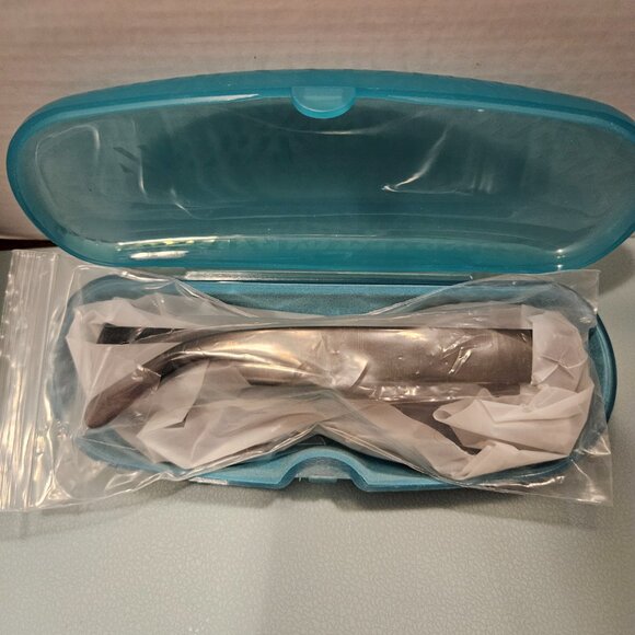 Fashion Oval Clear Brown Frame with Light Blue Lenses Sunglasses - NWOT - Picture 14 of 14